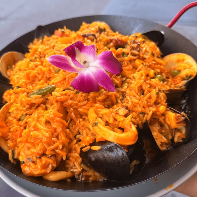 Arroz Con Mariscos.